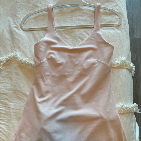 lululemon Align™ Dress Strawberry Milkshake, Size 6 - Picture 5 of 6